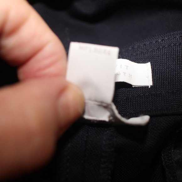 Charter Club Alison Fit Cropped Pant Button Hem NWT Navy Size 10 - Picture 12 of 13